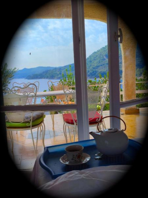 Lilly's Seaview Retreat Cottage